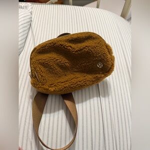 lululemon athletica Brown Sherpa Belt Bag NEW WITH TAGS!